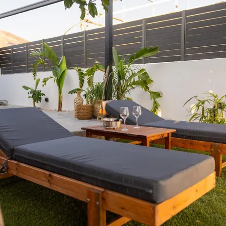 Mezcal Private Pool * Kalivia Thorikou